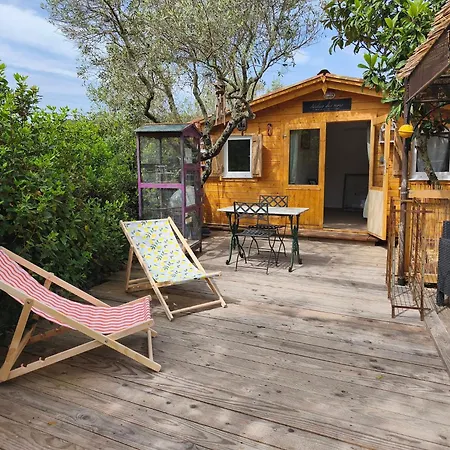 Holiday home La Biscuiterie Saint-Bres (Gard)